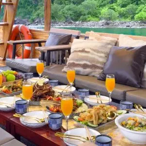 food provided in full day trip by luxury open deck komodo national park